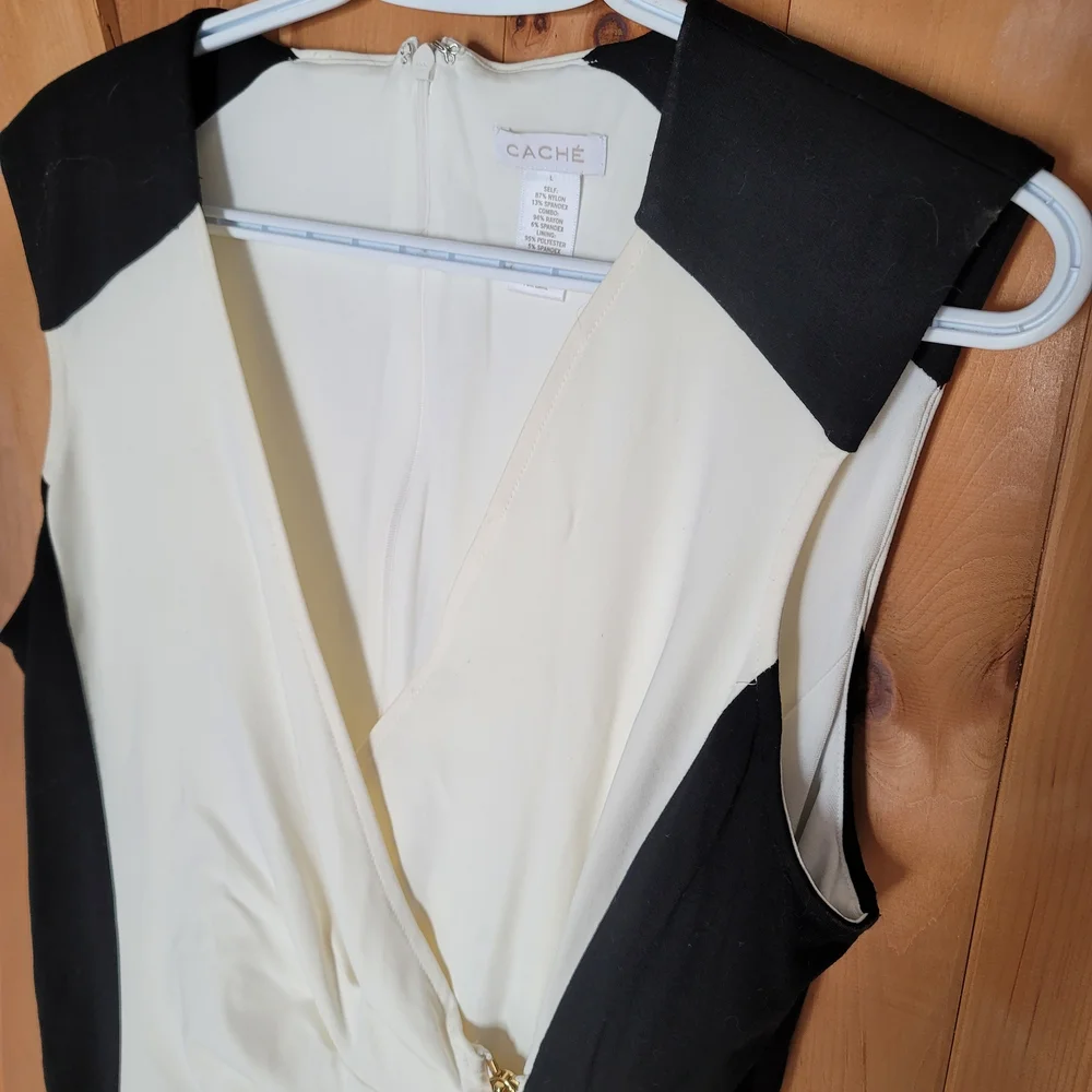 Cache Monochrome Ruched Midi Dress - Picture 3 of 4